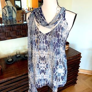 HP!💥☀️❤️HAUTE HIPPIE, XS. Ribbon tie top NWT ! GORGEOUS🌷Sultry, yet classy💥♥️